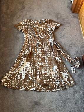 Dana Kay Brown White Abstract Print Tie Waist Midi Dress SIZE 12